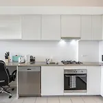 Warm & Welcoming 1Bed Stay In Rosehill